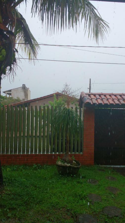 Casa Com Piscina Itanhaem Villa Buitenkant foto